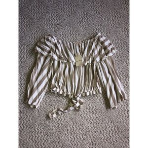 Women’s Off-The-Shoulder Top